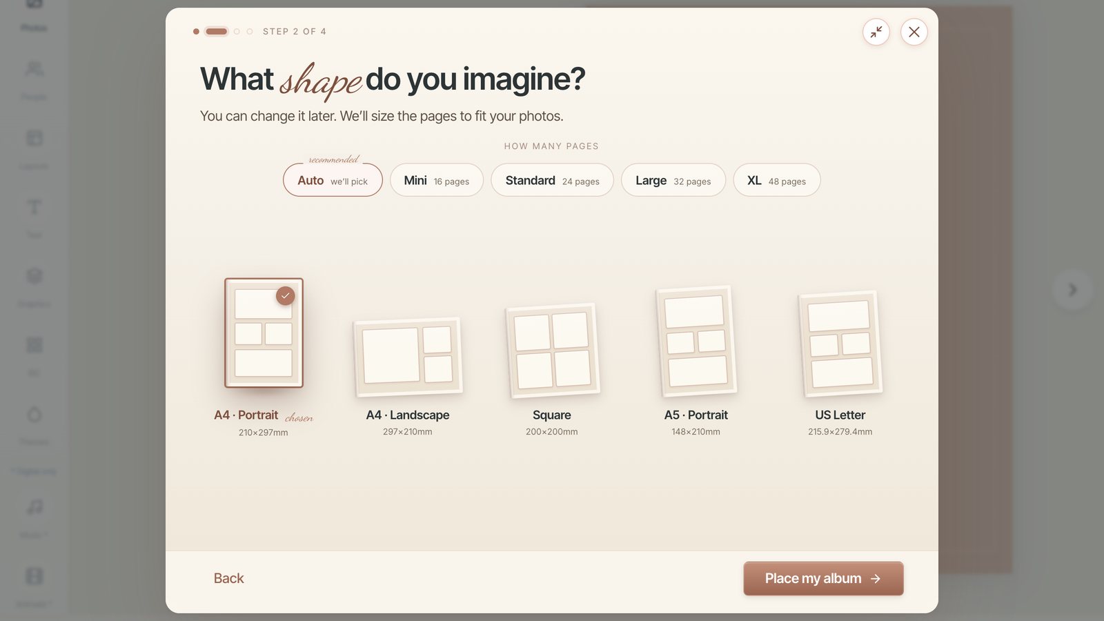 The format step showing album shapes — A4 portrait, landscape, square, A5, US Letter — and page-count options